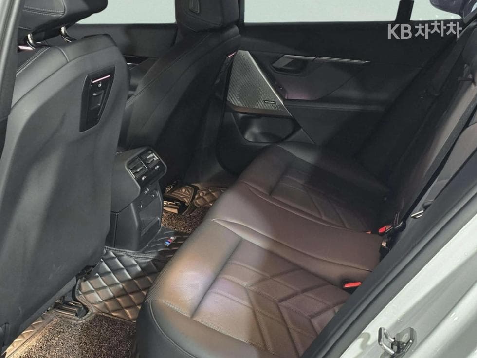 BMW Нов5 Серия(G60)520i M Sport - 10