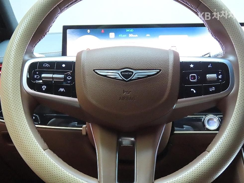 Genesis GV70Gasoline 2.5T AWD - 17
