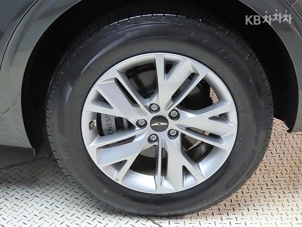 Genesis GV70Gasoline 2.5T AWD - 20