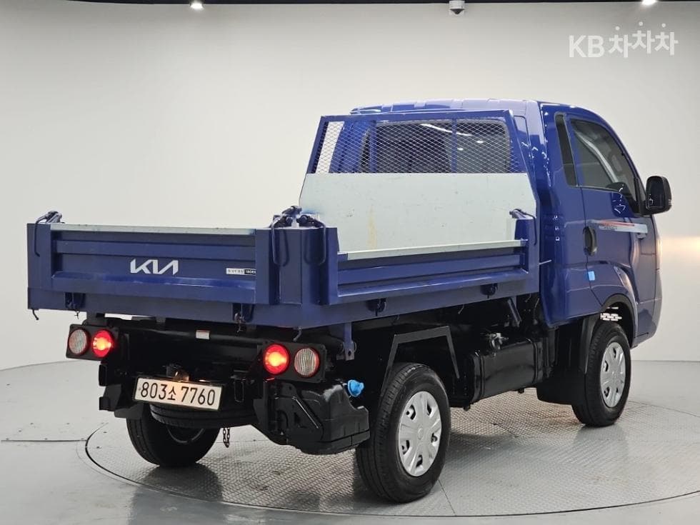 Киа The New (фейслифт) Бонго 3 (лек)덤프 1 тон 3WAY형 Королевска кабина 장축 4x4 GL - 4