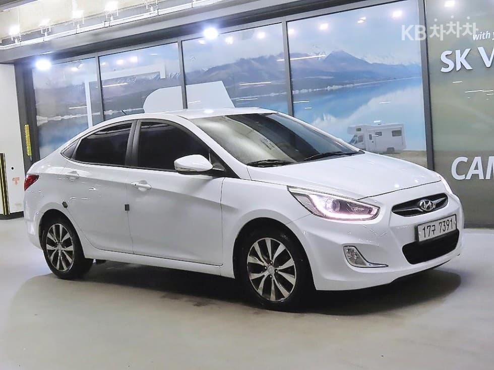Хюндай Акцент(신형) 1.4 VVT Premium - Image 1