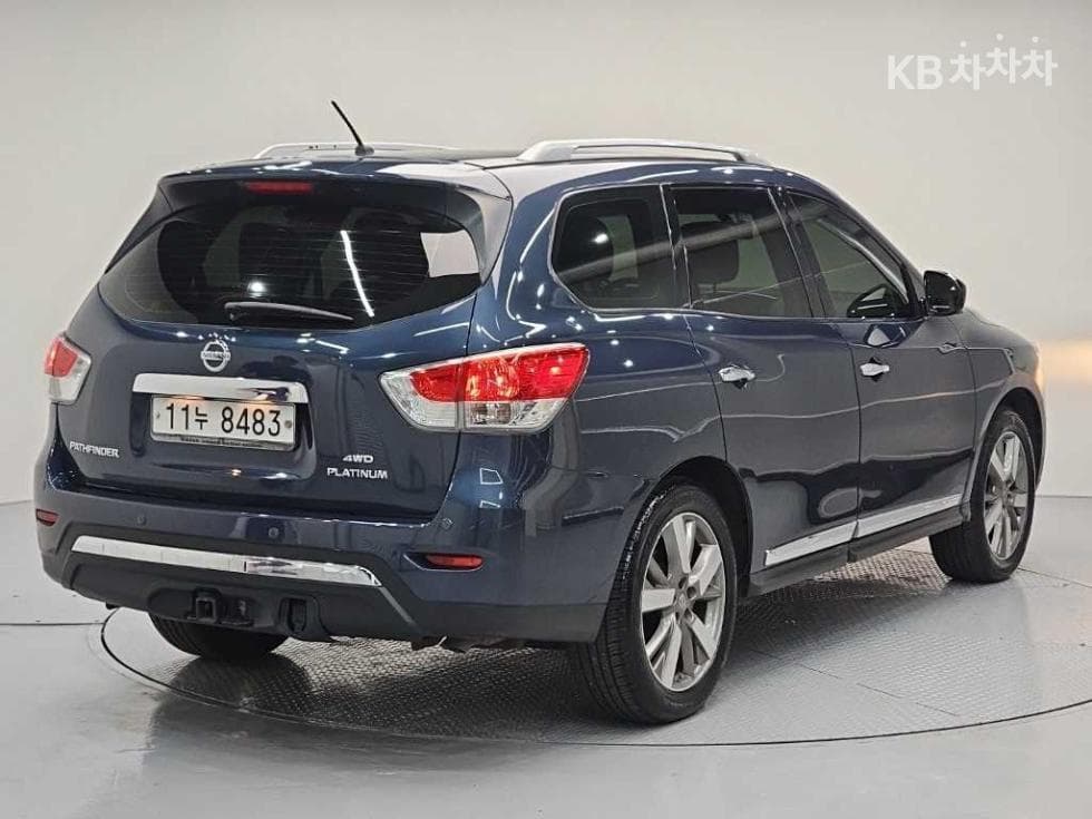 Нисан 패스파Местен더3.5 4x4 SE - 4
