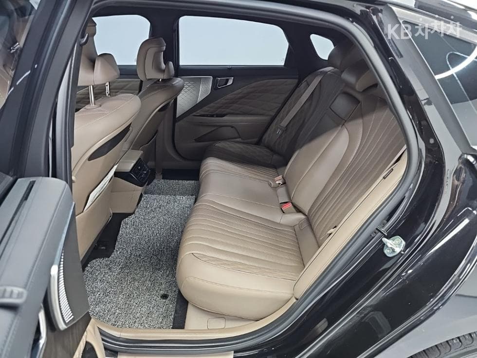 Киа K83.5 Бензин AWD 플래티넘 - 12