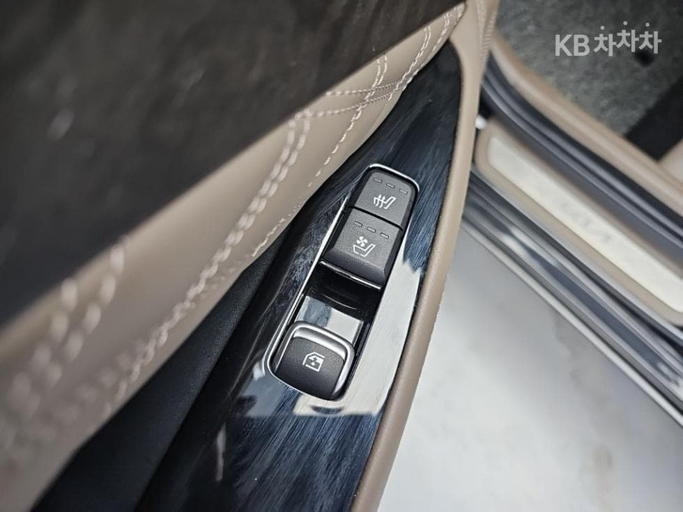 Киа K83.5 Бензин AWD 플래티넘 - 13