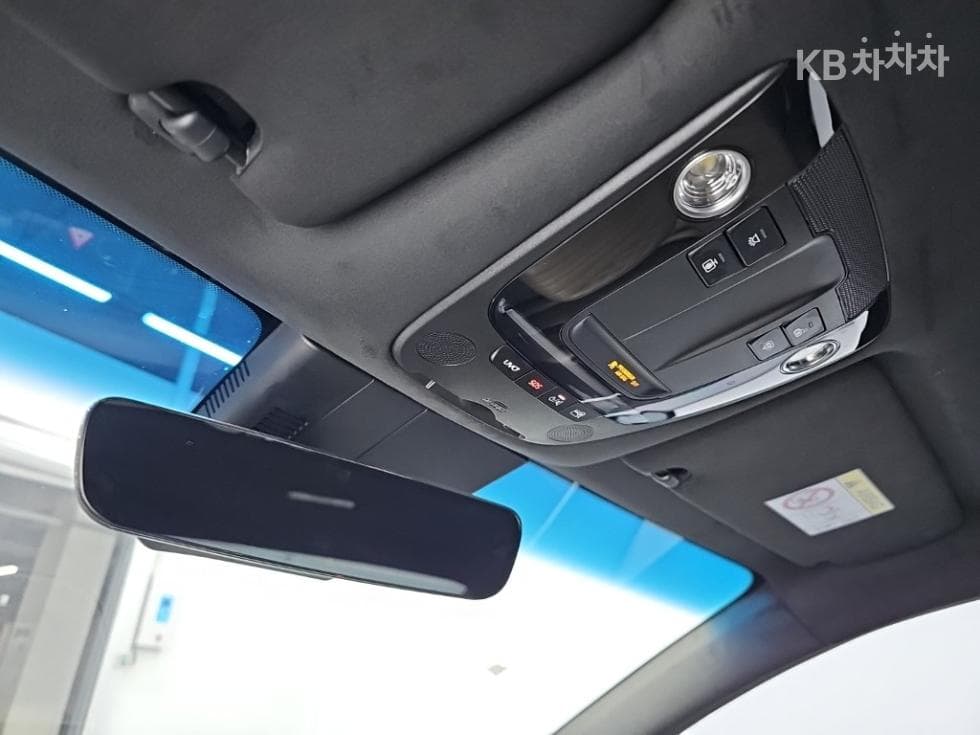 Киа K83.5 Бензин AWD 플래티넘 - 18