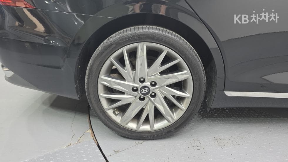 Хюндай The New (фейслифт) Grandeur (Azera)2.5 Premium - 19