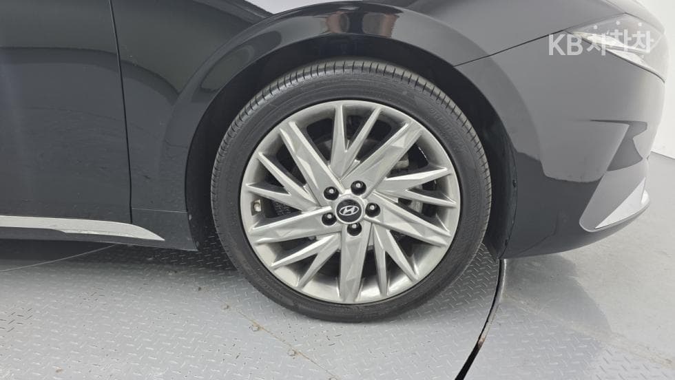 Хюндай The New (фейслифт) Grandeur (Azera)2.5 Premium - 20