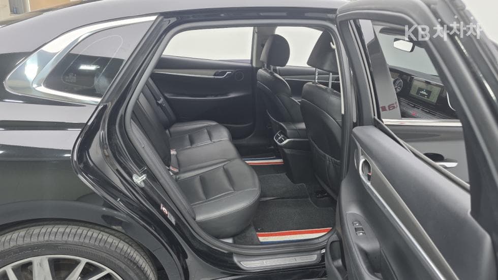Хюндай The New (фейслифт) Grandeur (Azera)2.5 Premium - 22