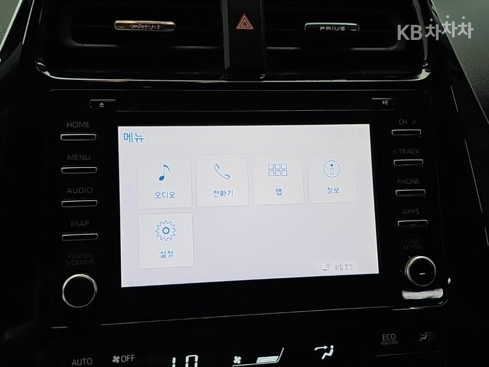 Toyota Prius 4-то поколение1.8 Стандартен - 13