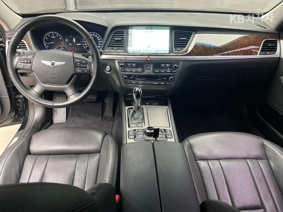 Хюндай ДженезисDHG330 Premium AWD - 7
