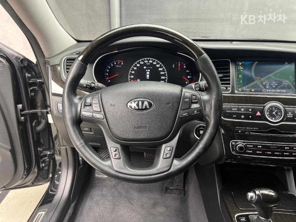 Киа The New (фейслифт) K72.4 GDI Престиж Специал (специален признак/издание) - 9