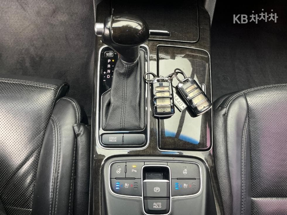 Киа The New (фейслифт) K72.4 GDI Престиж Специал (специален признак/издание) - 10