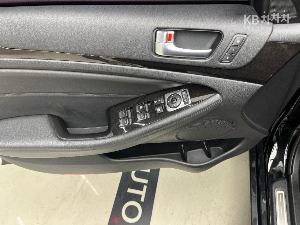 Киа The New (фейслифт) K72.4 GDI Престиж Специал (специален признак/издание) - 11