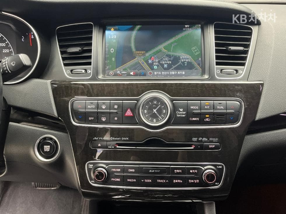 Киа The New (фейслифт) K72.4 GDI Престиж Специал (специален признак/издание) - 12
