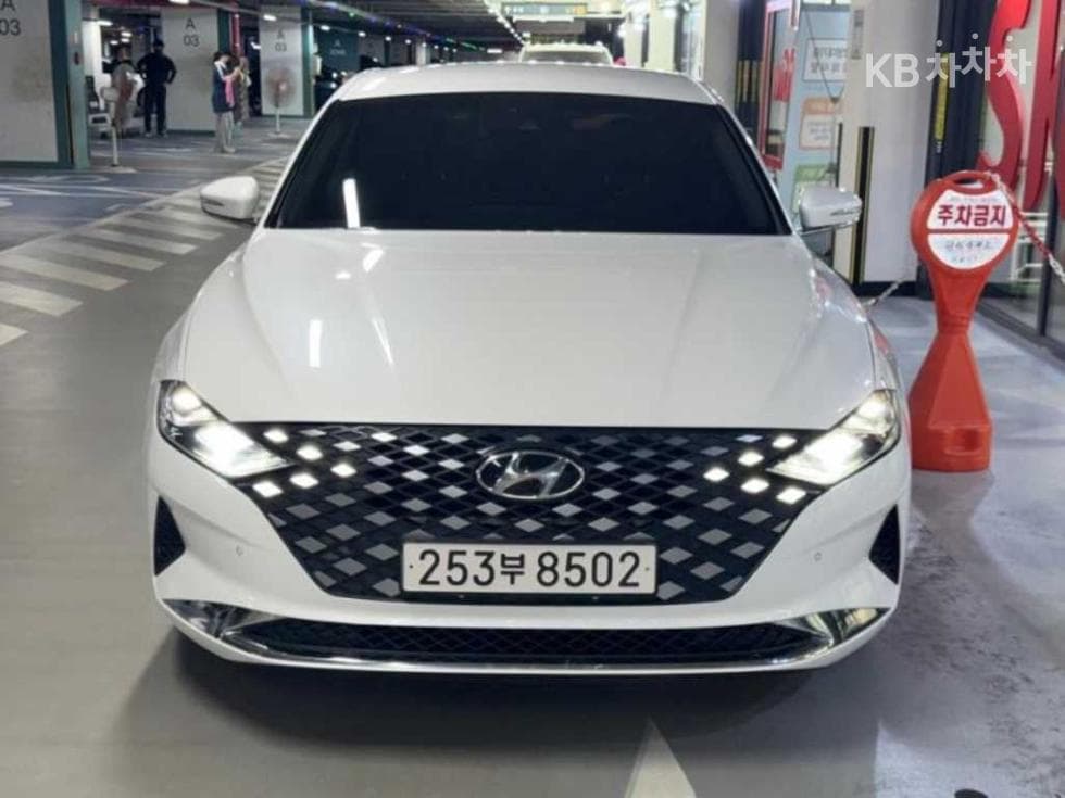 Хюндай The New (фейслифт) Grandeur (Azera)2.5 Premium 초이스 - 3