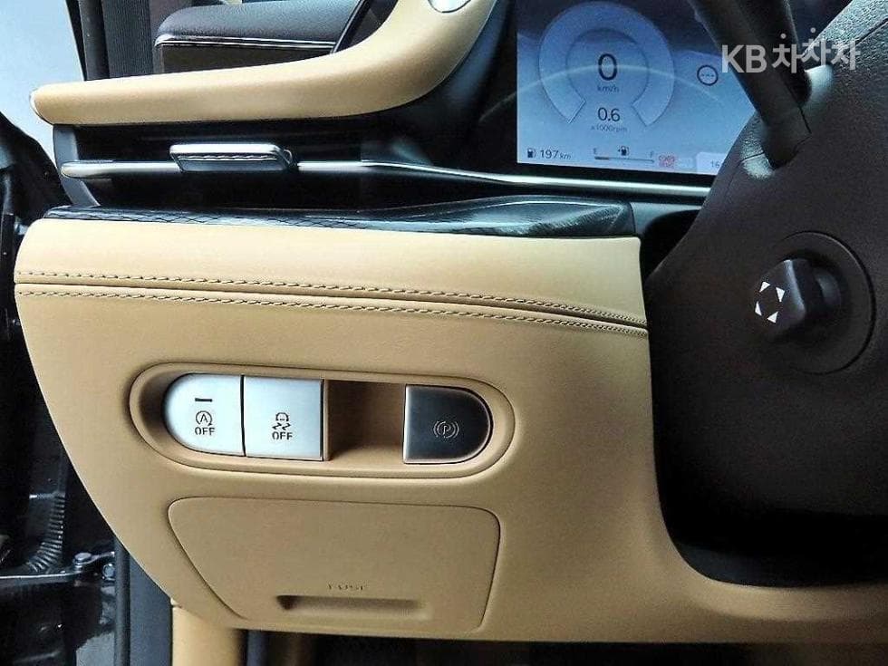Genesis G90(RS4)3.5T AWD Standard - 12