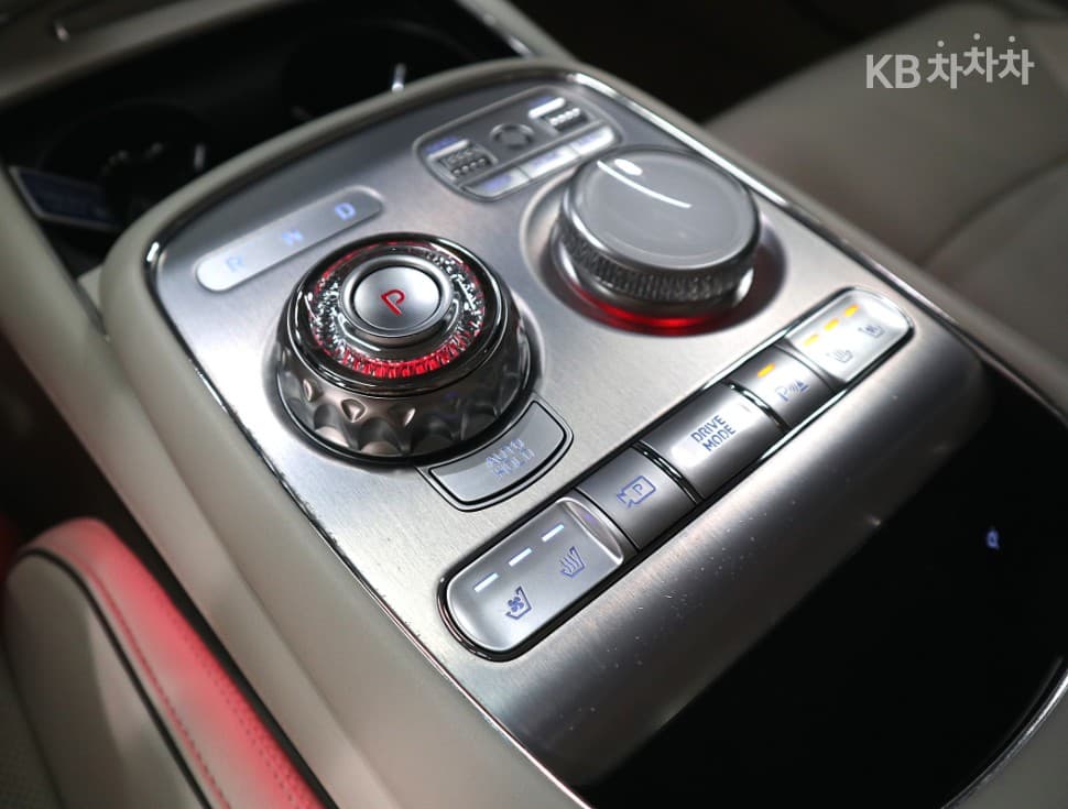 Дженезис G90(RS4)3.5T AWD Стандартен - 13