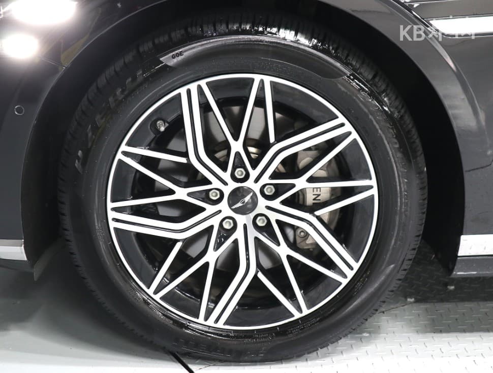 Дженезис G90(RS4)3.5T AWD Стандартен - 18