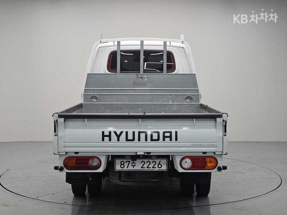 Хюндай Porter 2Удължено междуосие Двойна Кабина CRDi Premium - 3