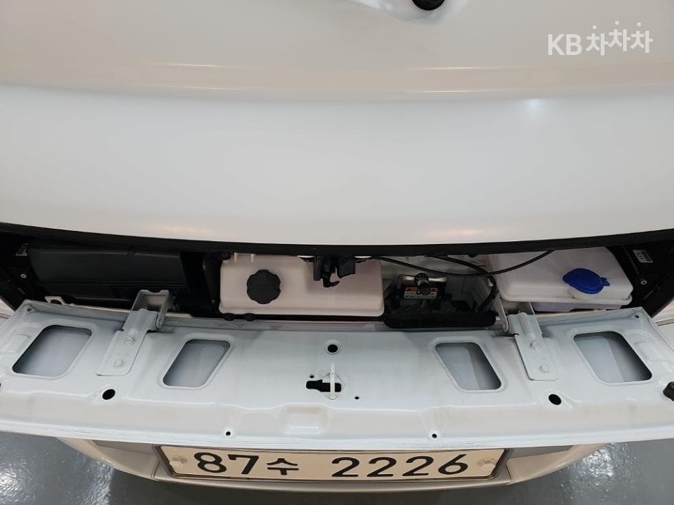 Хюндай Porter 2Удължено междуосие Двойна Кабина CRDi Premium - 5