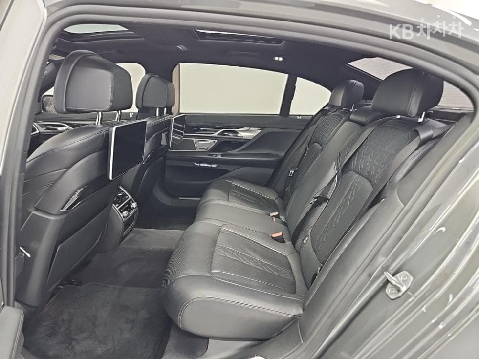 BMW 7시리즈 (G11)730Ld xDrive M Sport - 12