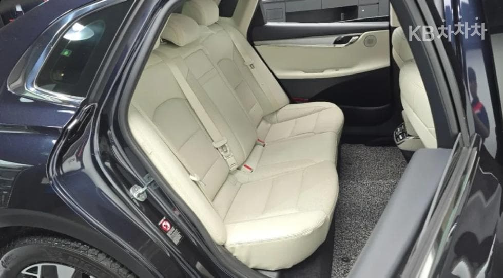 Хюндай The New (фейслифт) Grandeur (Azera) Хибрид2.4 Le Blanc - 6