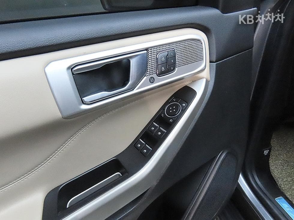 Ford Explorer(6세대)Gasoline Turbo 2.3 AWD Limited - 13