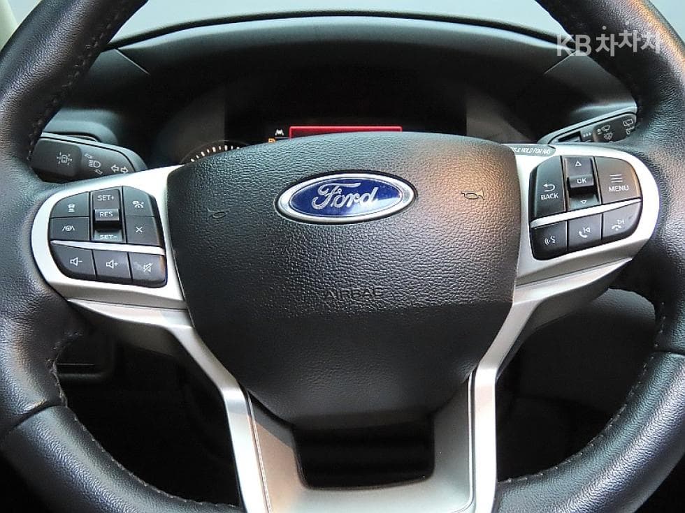 Ford Explorer(6세대)Gasoline Turbo 2.3 AWD Limited - 17