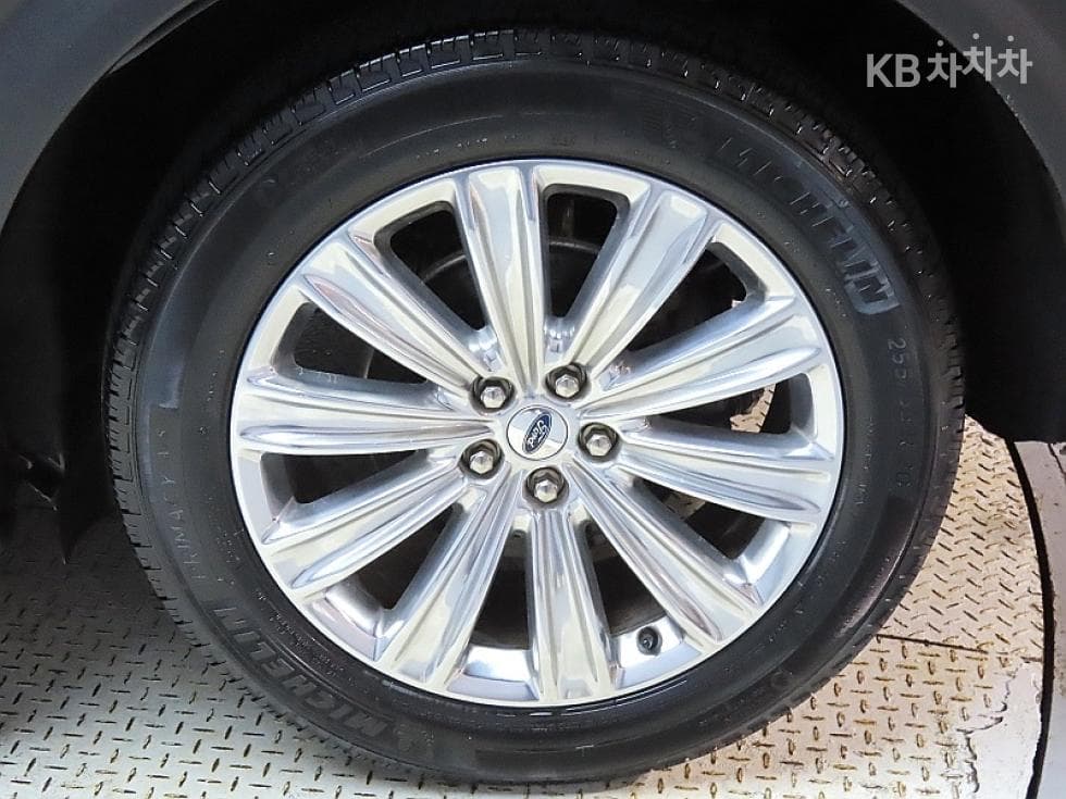 Ford Explorer(6세대)Gasoline Turbo 2.3 AWD Limited - 20