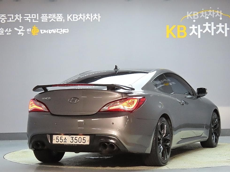 Hyundai The New (facelift) Genesis Coupe200 Turbo D - 2