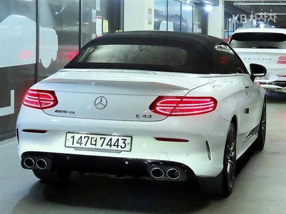 Mercedes-Benz The New (фейслифт) C-КласC43 AMG 4MATIC Cabriolet - 4
