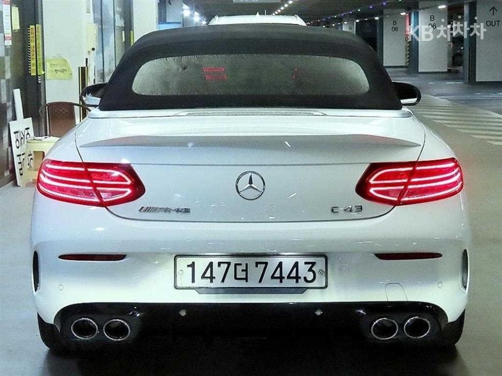 Mercedes-Benz The New (фейслифт) C-КласC43 AMG 4MATIC Cabriolet - 5