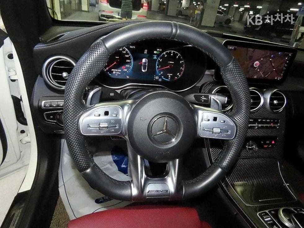 Mercedes-Benz The New (фейслифт) C-КласC43 AMG 4MATIC Cabriolet - 11