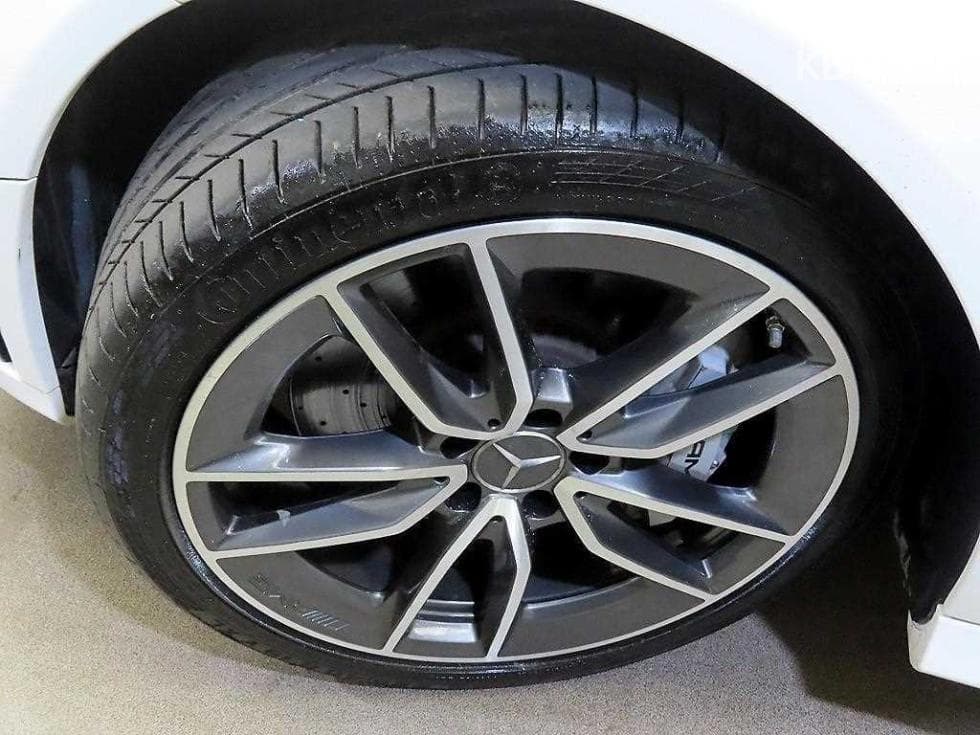 Mercedes-Benz The New (фейслифт) C-КласC43 AMG 4MATIC Cabriolet - 20