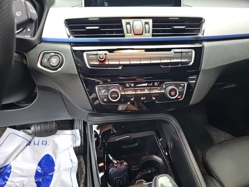 BMW X1 (F48)xDrive 20d M Sport - 10
