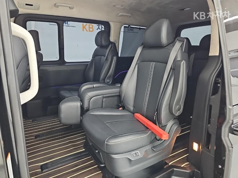 Hyundai Staria Lounge 모빌리티모빌리티 9 Standard - 12