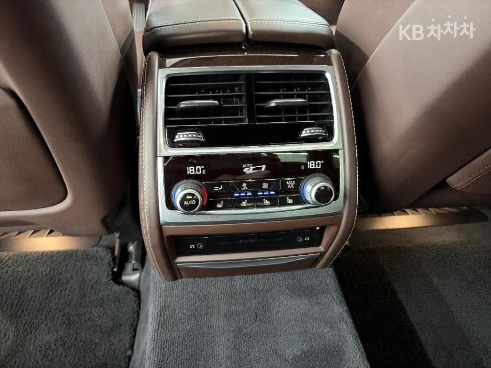 BMW 7시리즈 (G11)730Ld xDrive Стандартен - 14