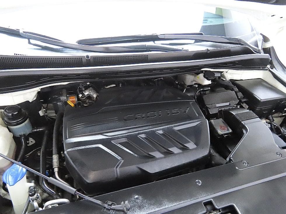Kia The New (facelift) Carnival9-seater 2.2 Diesel Prestige - 7