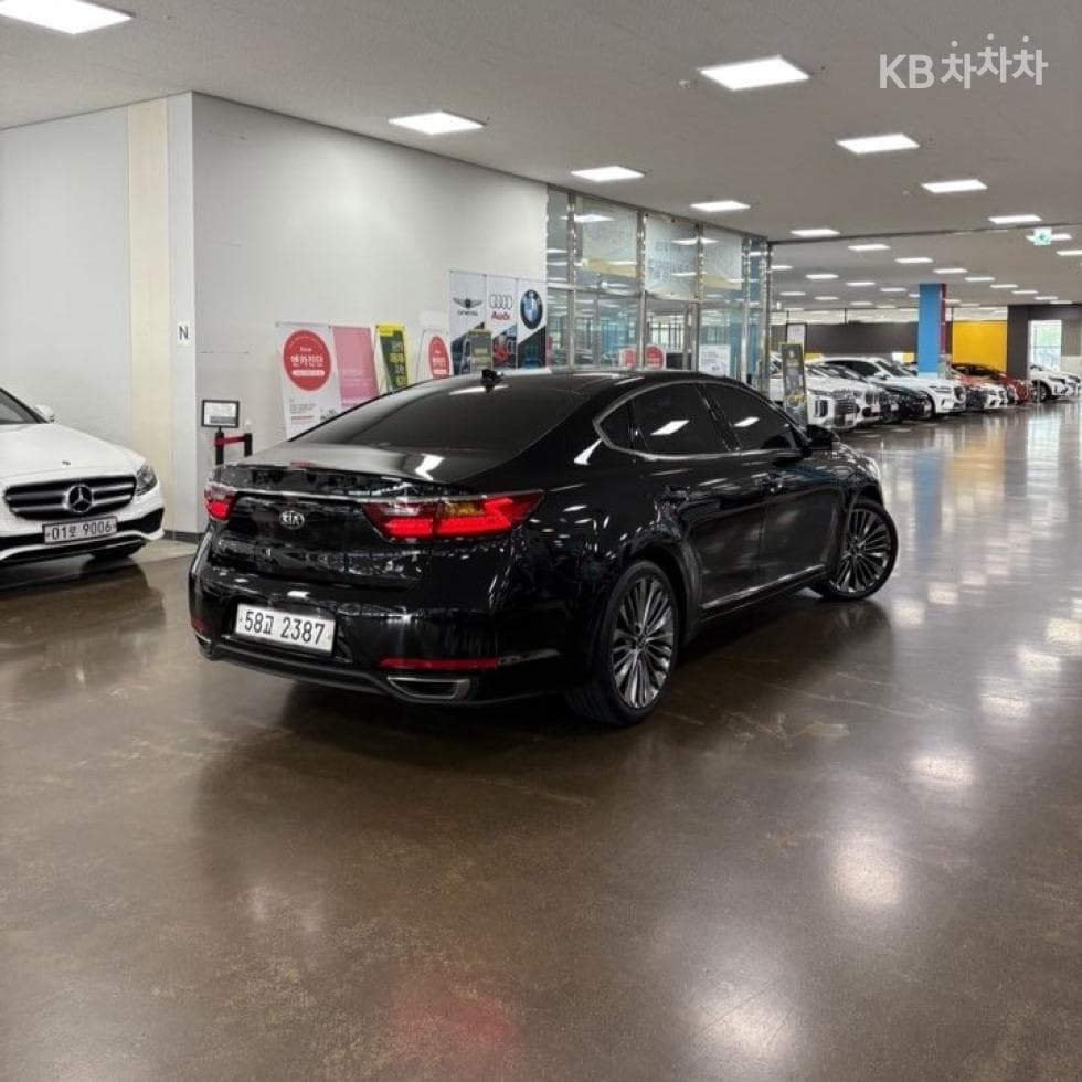 Kia All New K73.3 GDI Noblesse Special (special feature/edition) - 3