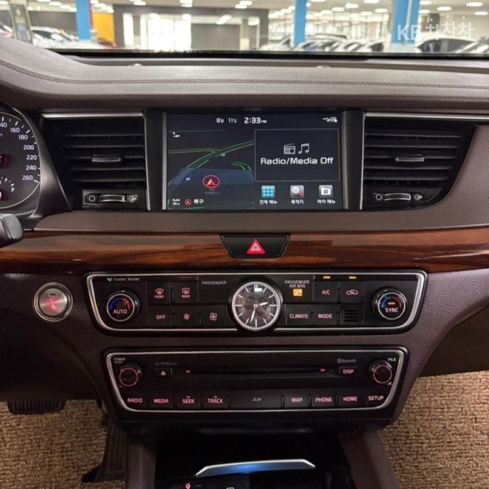 Kia All New K73.3 GDI Noblesse Special (special feature/edition) - 9