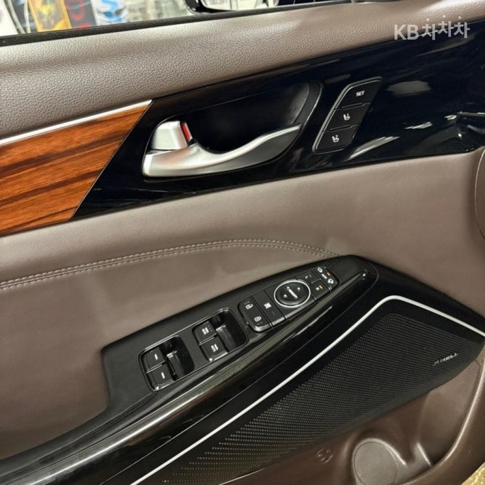 Kia All New K73.3 GDI Noblesse Special (special feature/edition) - 15