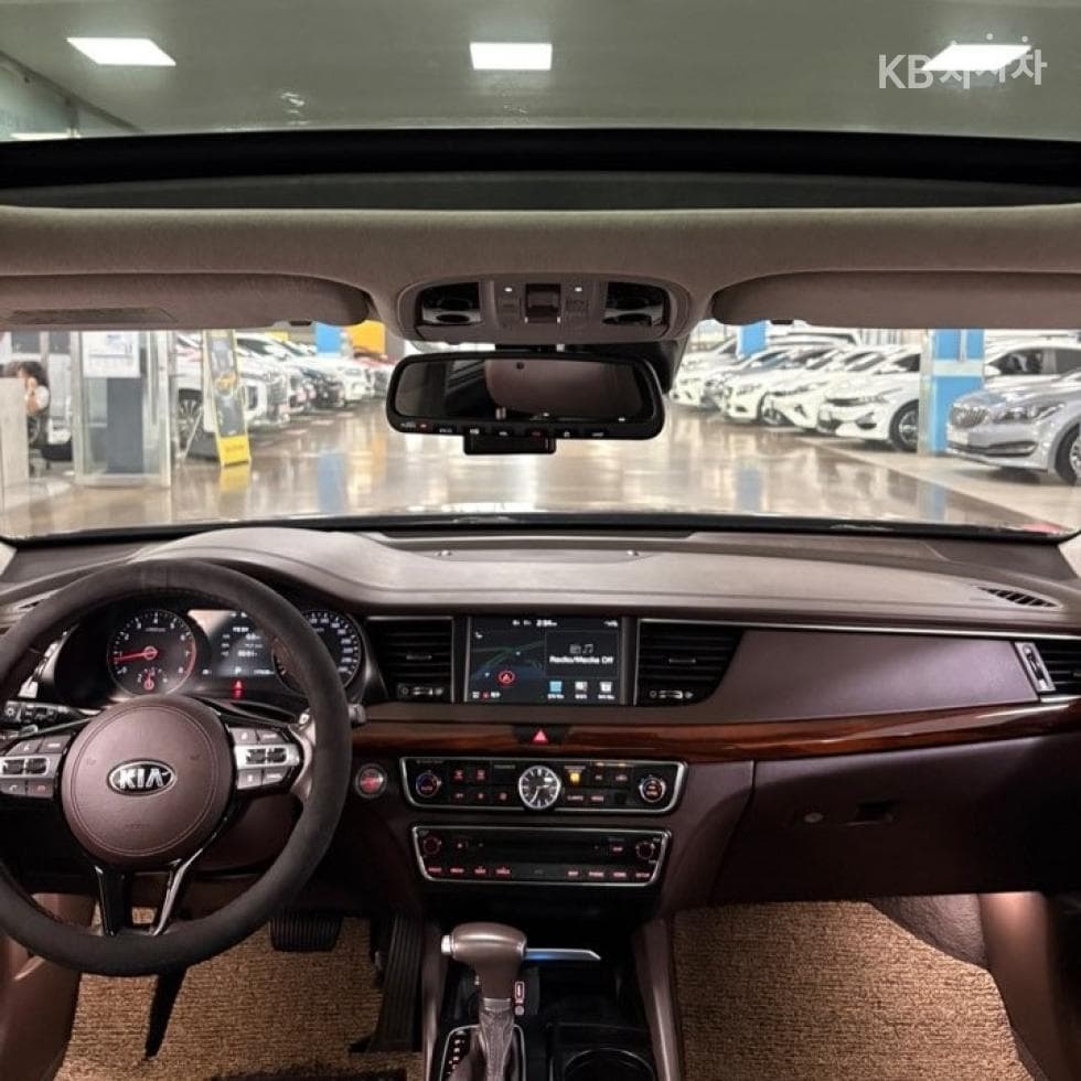 Kia All New K73.3 GDI Noblesse Special (special feature/edition) - 17