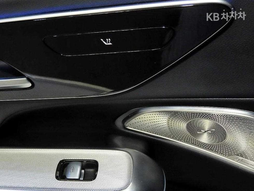 Mercedes-Benz E-클래스 (W214)E300 4MATIC Exclusive - 14