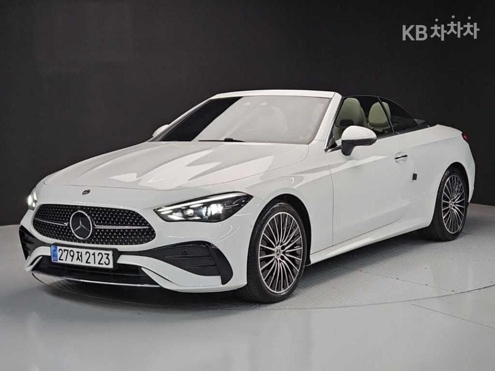 Mercedes-Benz CLE클래스 (C236) CLE 200 Cabriolet Стандартен - Image 1