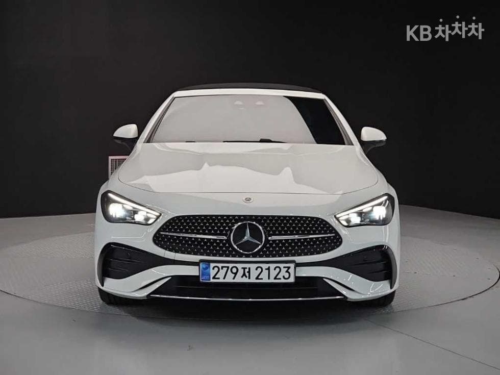 Mercedes-Benz CLE클래스 (C236)CLE 200 Cabriolet Стандартен - 2