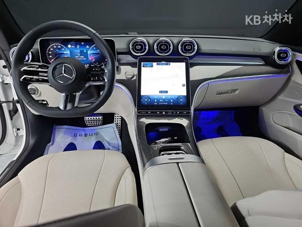 Mercedes-Benz CLE클래스 (C236)CLE 200 Cabriolet Стандартен - 7