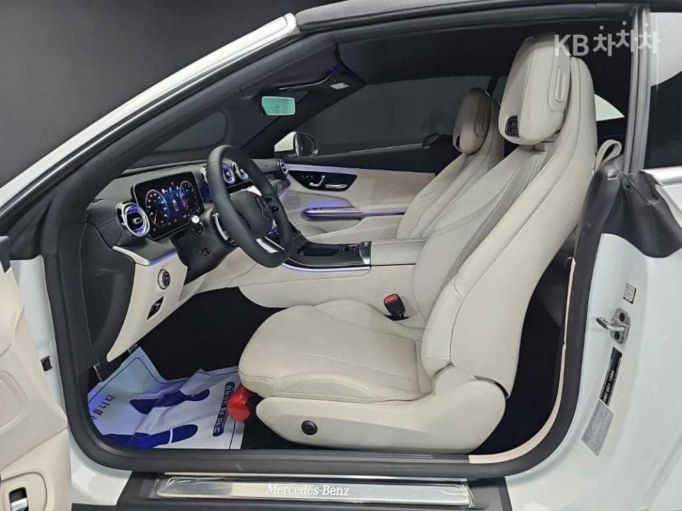 Mercedes-Benz CLE클래스 (C236)CLE 200 Cabriolet Стандартен - 11
