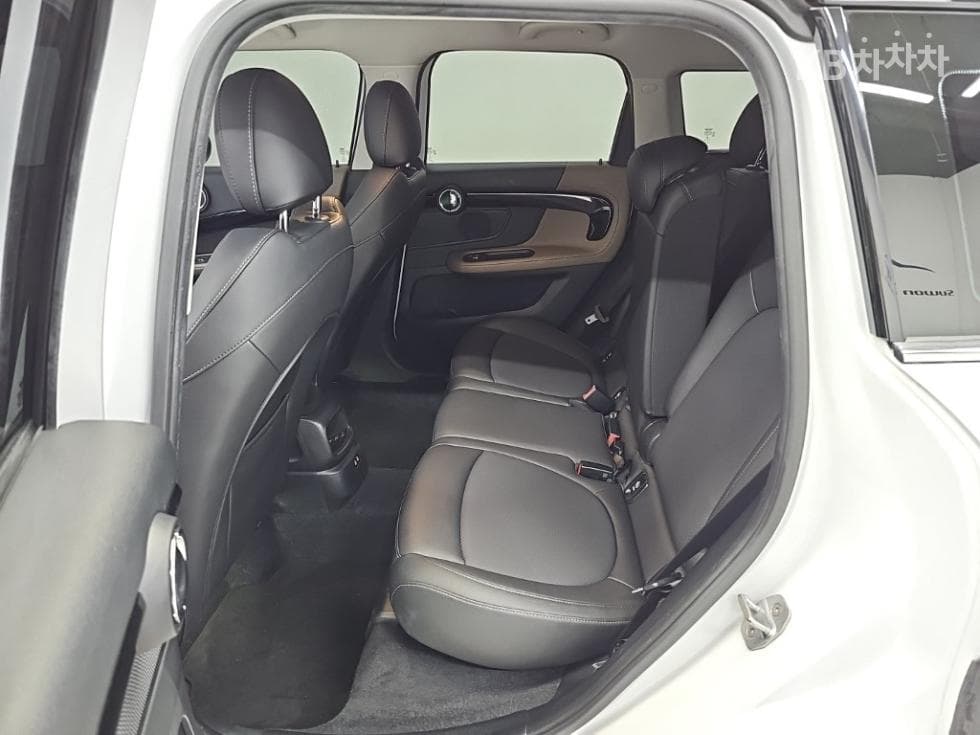 Мини Countryman (F60)1.5 Cooper Savile Row Edition - 12
