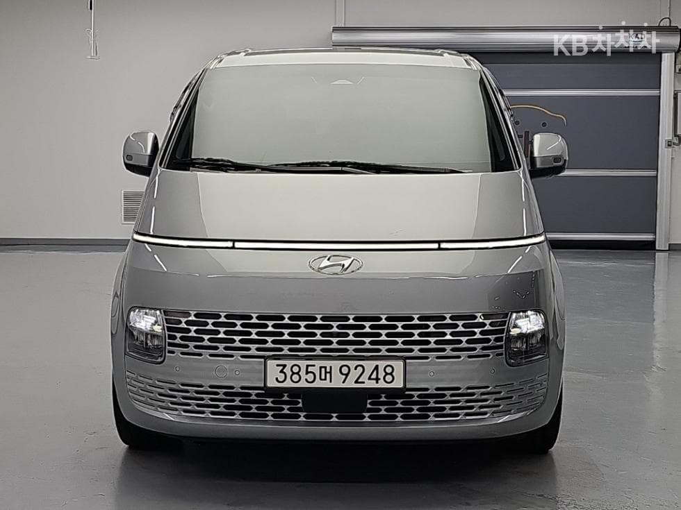 Хюндай Staria3.5 LPG Турер 9 Modern - 3