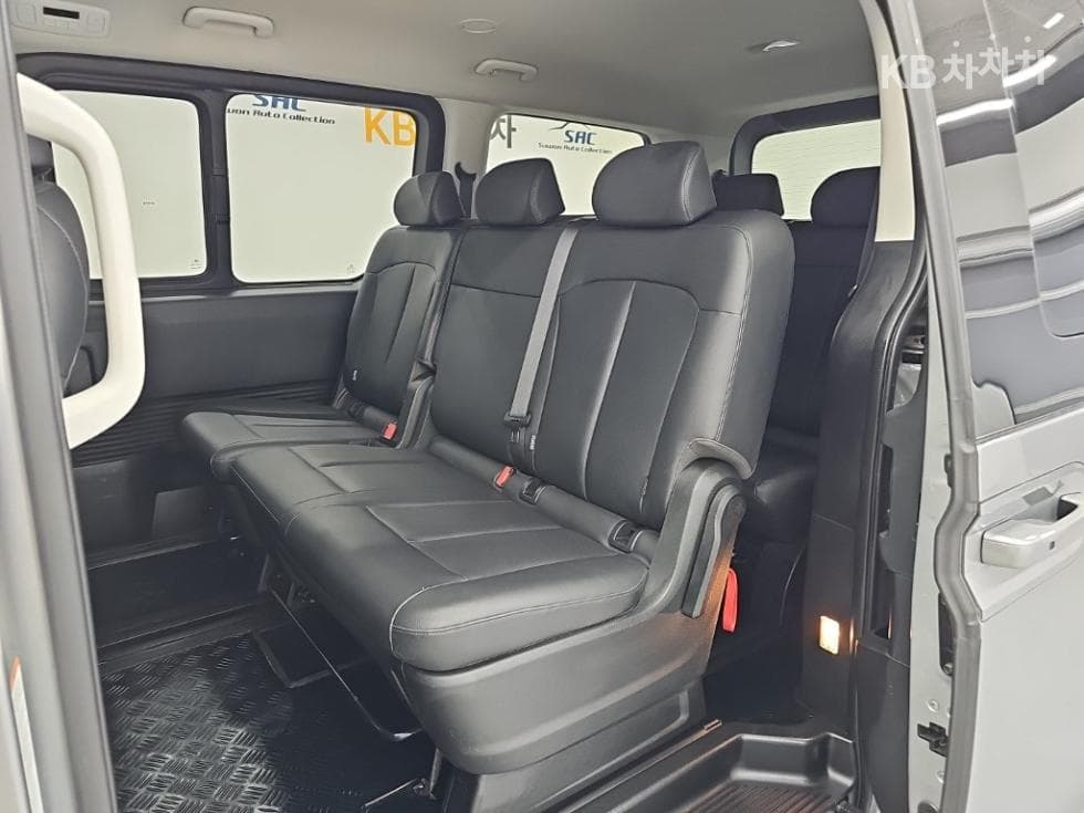Хюндай Staria3.5 LPG Турер 9 Modern - 12